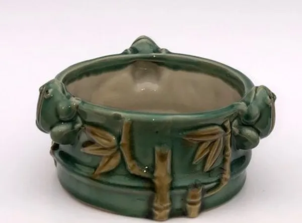 Light Green Ceramic Bonsai Pot, Round Attached Frogs & Bamboo Shoot Design 5.5" x 5.5" x 3.0"