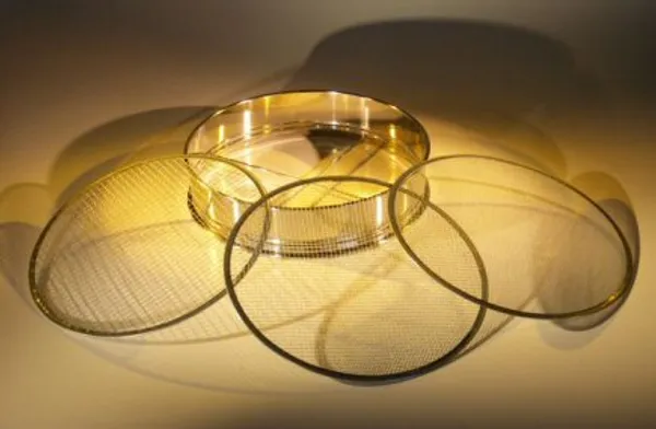 Stainless Steel Sieve Set, Large 4 Pieces With 3 Screens
